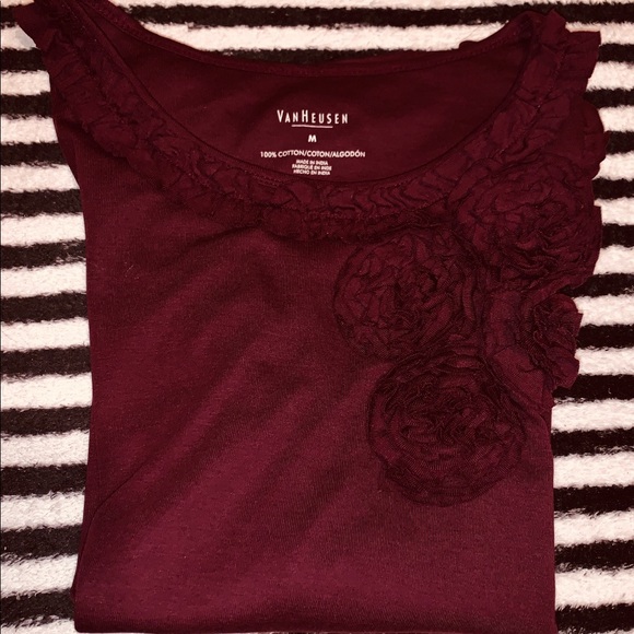 Ladies size Med VanHeusen 3/4 sleeve length top - Picture 4 of 5